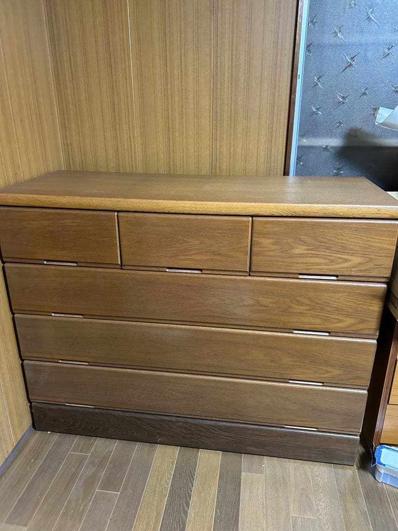 美品　ブラウン木製チェスト 6引き出し　無垢材使用　中もきれいです。天然木超お得