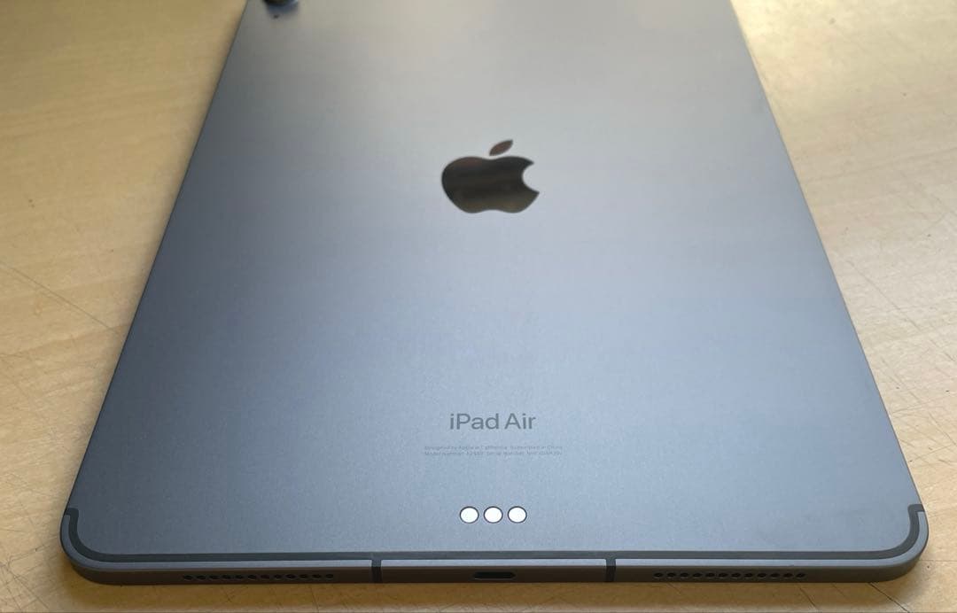 iPad Air 第5世代　Cellular スペースグレイ　超美品　#2