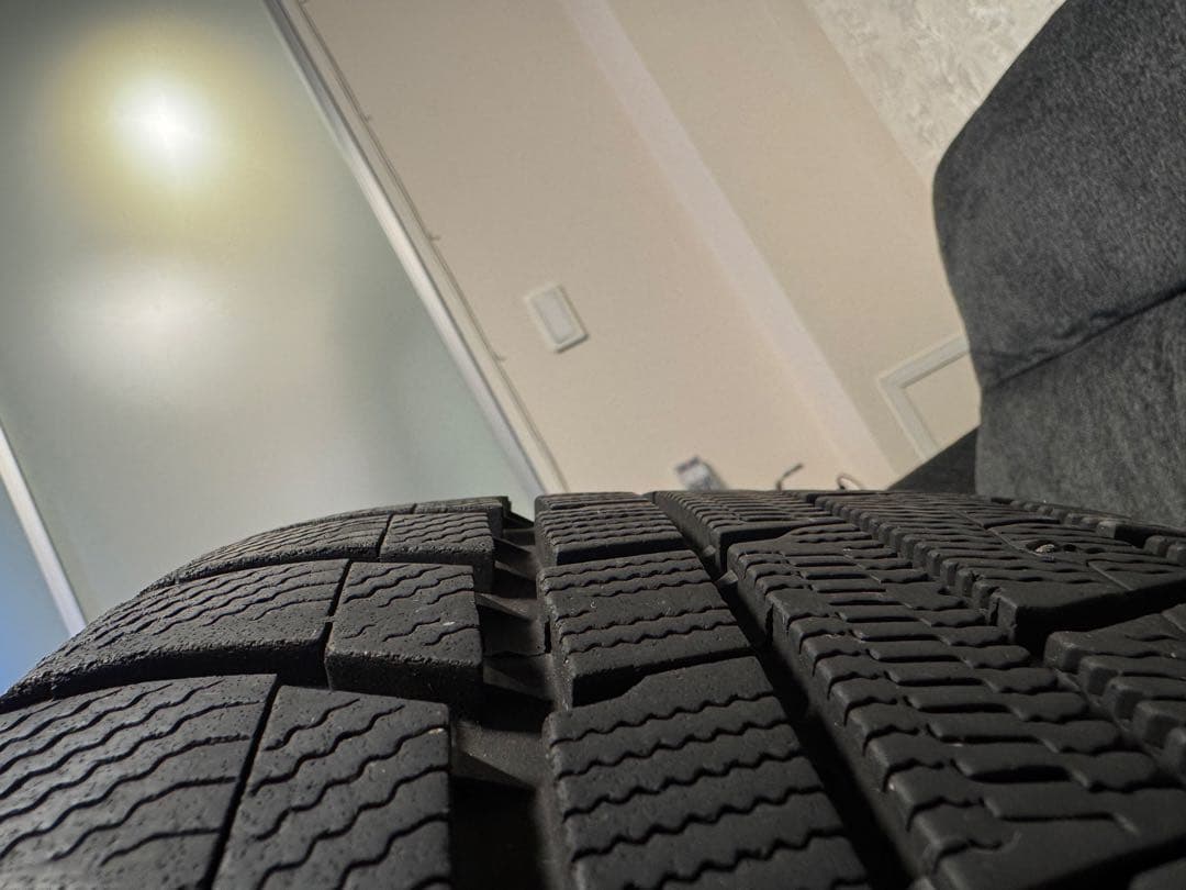 225/55R19TOYO スタッドレス4本5H114.3