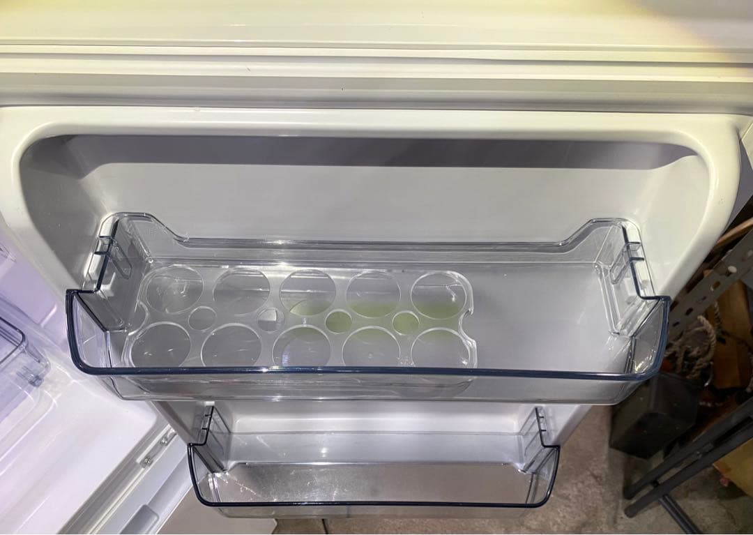 シャープ　ノンフロン冷凍冷蔵庫　SJ-15E9-W 2022年製　152L