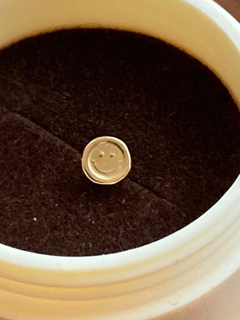 イロンデール エペパン スマイル ピアス アッシュペーフランス K18