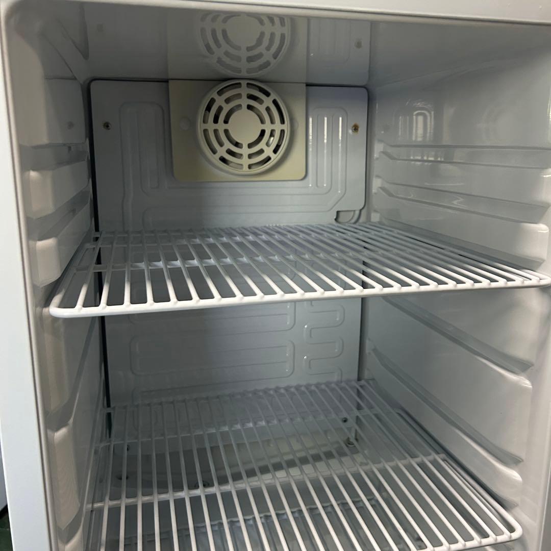 113 業務用 冷蔵ショーケース オフィスコンビニ XW-105 左右開き 小型