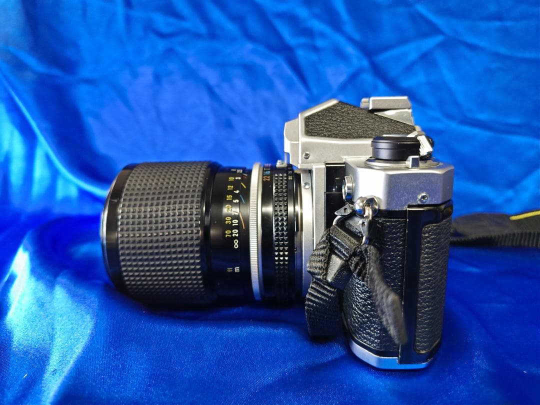 【美品】 Nikon FM ＋レンズ＋ストラップ新品ケース