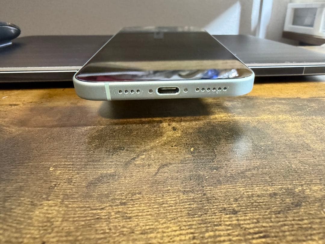 Apple iPhone 15 Puls 256GB グリーン