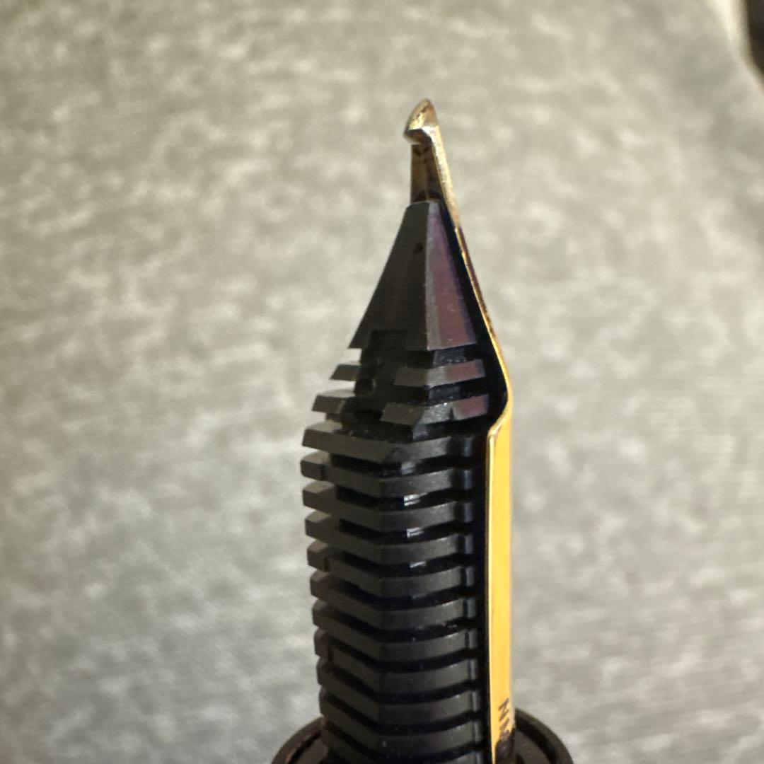 セーラー万年筆 万年筆 長刀研ぎ ゴールドトリム ブラック21K 中細(MF)