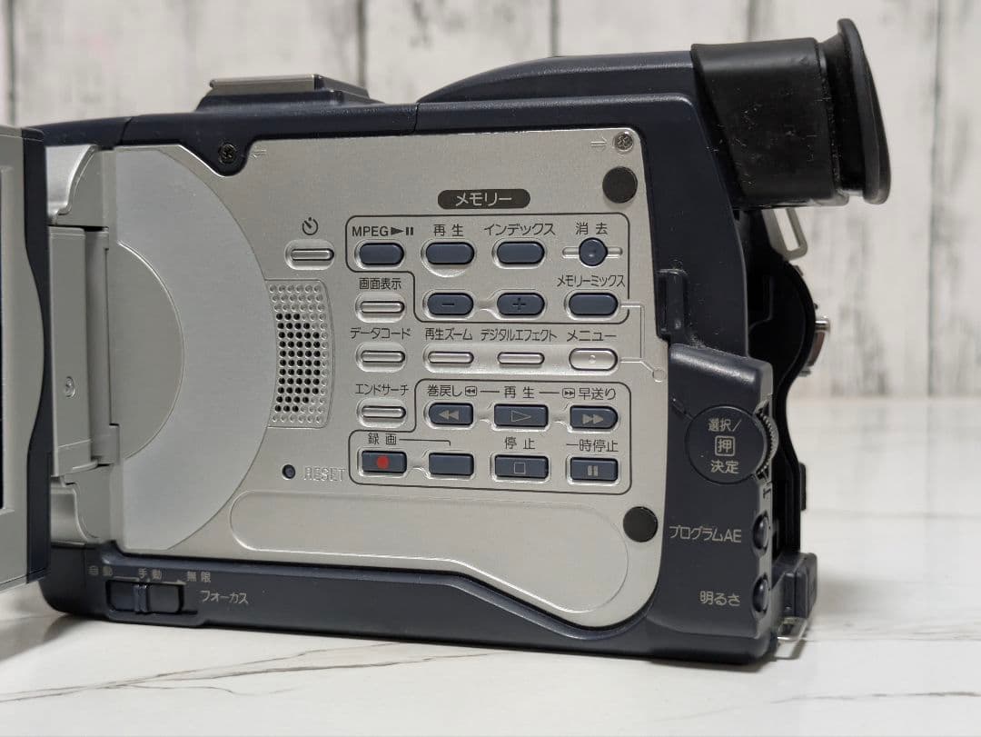 ② SONY　DCR-TRV30　MiniDV対応