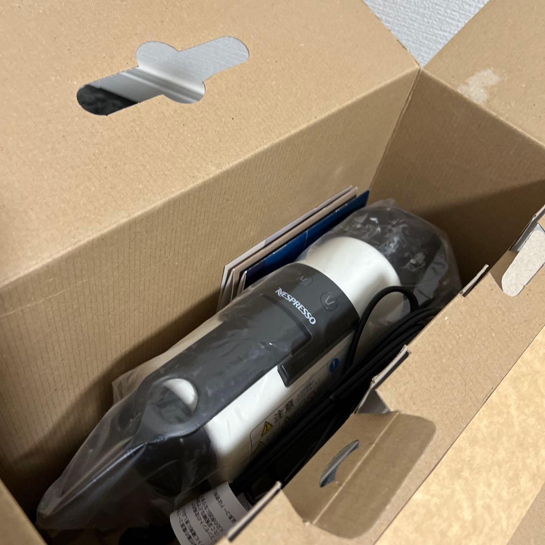 NESPRESSO ESSENZA MINI エスプレッソマシン