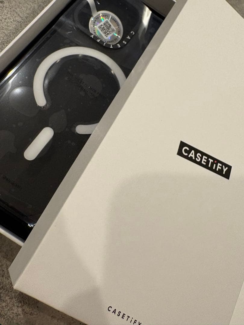 【新品】CASETiFY バウンス iPhone17ケース 耐衝撃 クリアケース