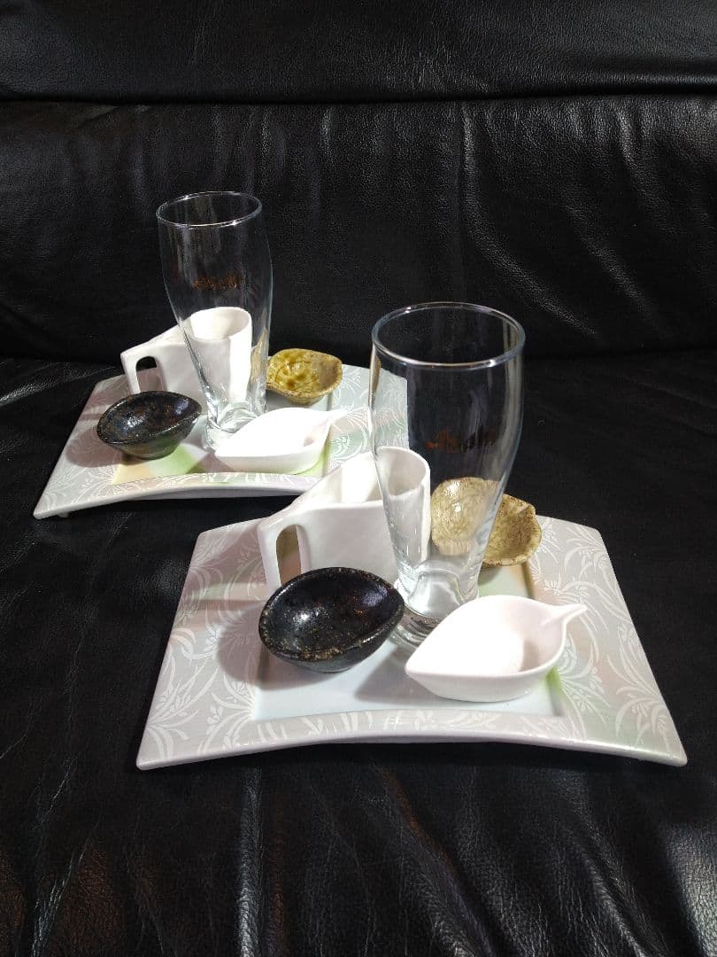 ♥高級皿・【美濃焼 ・名作良峰作】♥花柄・銀彩ラメ浮かし銀彩ウエーブデザイン4皿