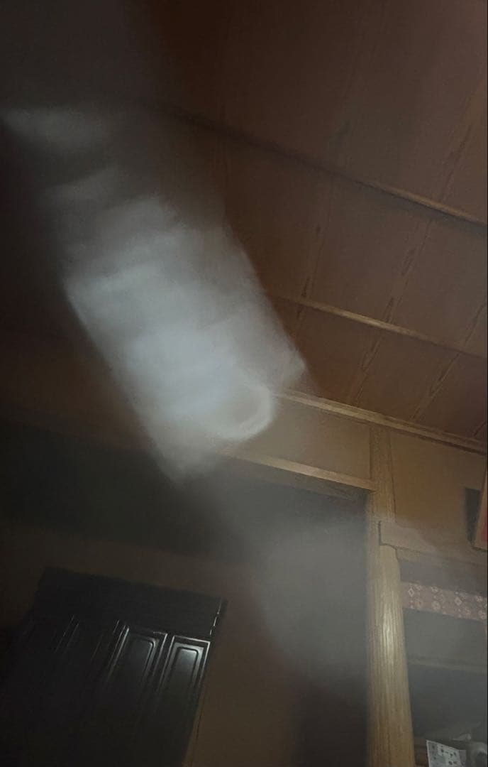 iPhone 16 128GB simフリー利用制限○ カメラレンズ割れ、傷あり