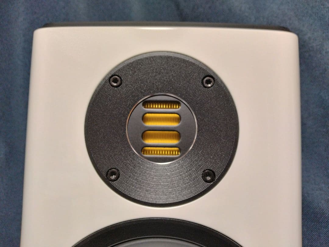 ELAC ホワイトスピーカー 専用スタンド付き