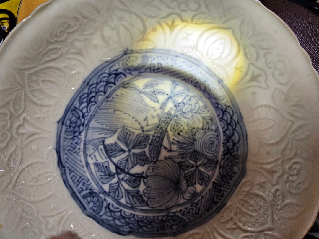 中国古美術 蔵出し品 新渡品 陽刻染付昆虫文皿 薄手 貴重な5枚組