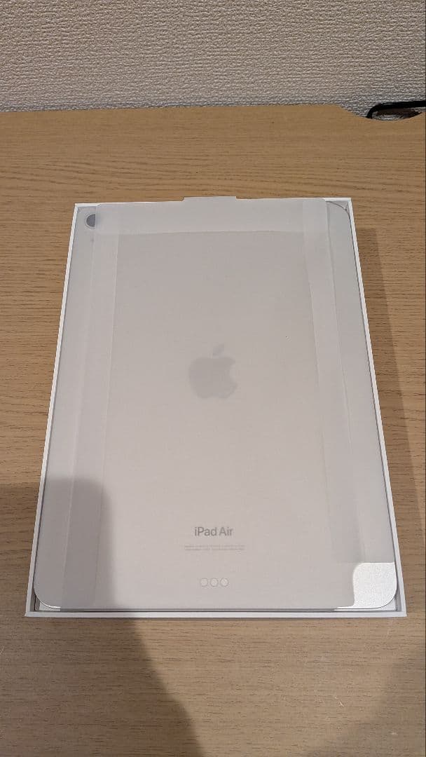 【極美品ケース付】iPad Air 11インチ 256GB スターライト