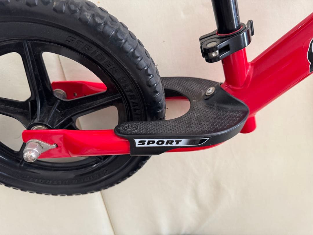 【最終価格♡引き取り限定！使用回数少ない】ストライダースポーツモデル！赤