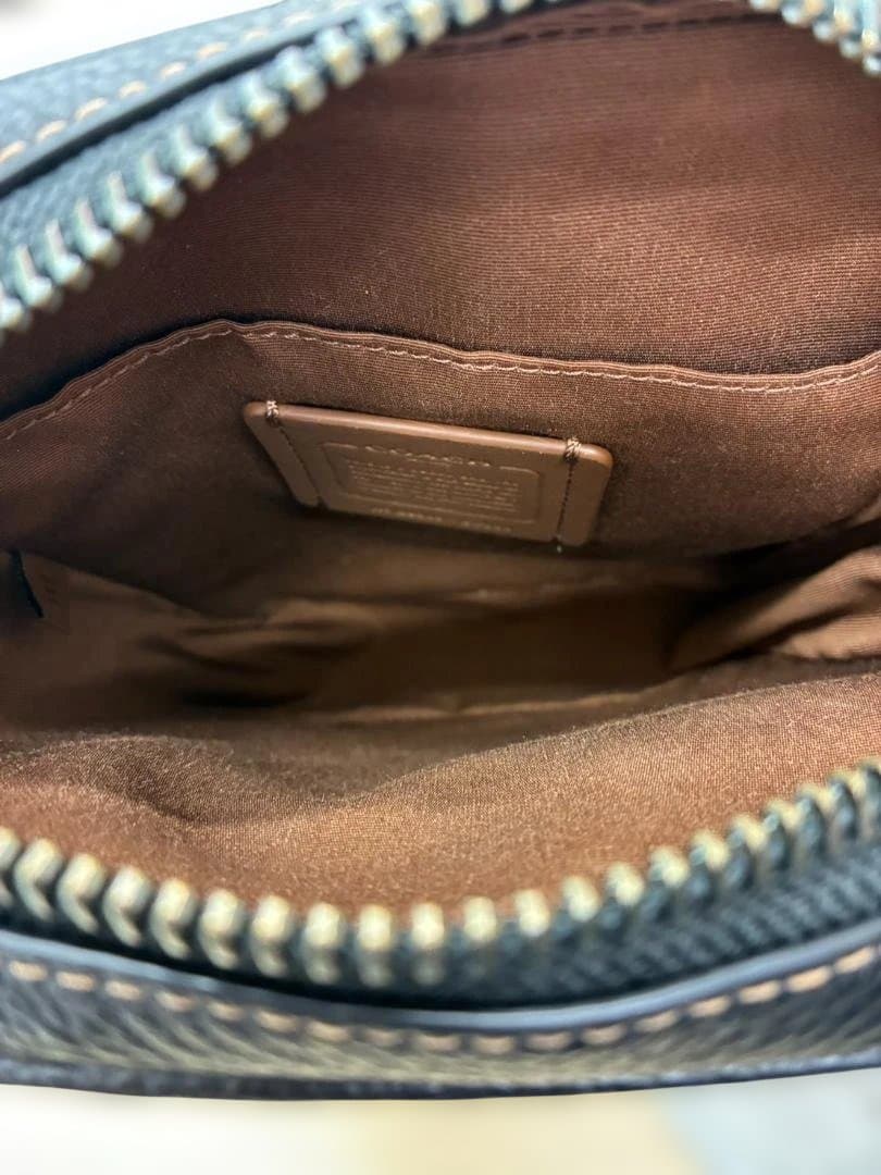 COACH モノグラムショルダーバッグ