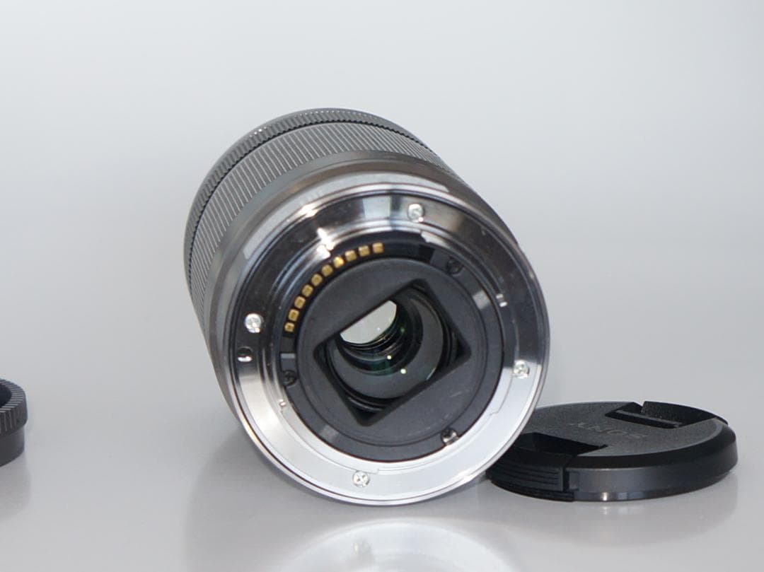 極上品です　SONY E 55-210mm F4.5-6.3 SEL55210