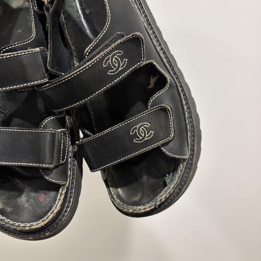 Chanel ブラック スポーツサンダル