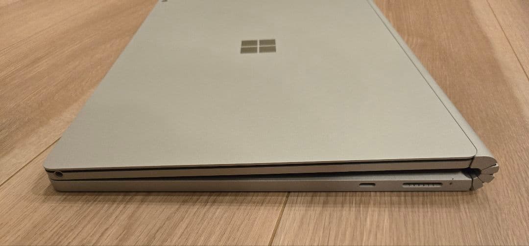 【ほぼ未使用】Surface Book2 i7/16G/512G/GTX1050