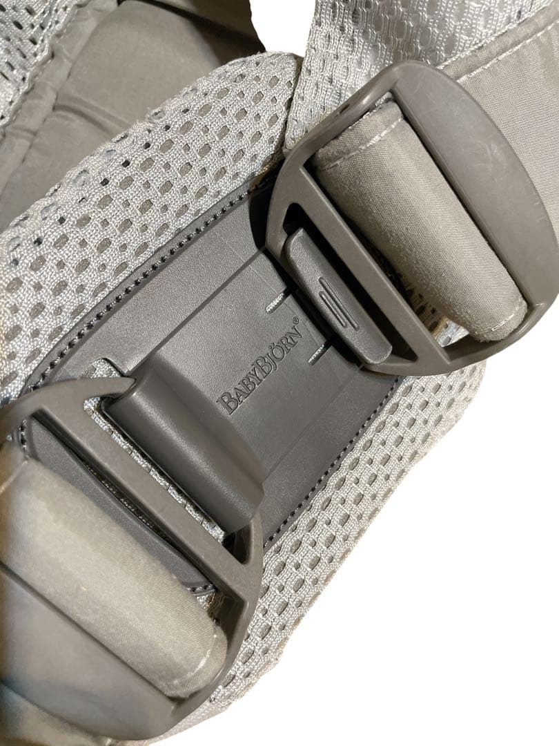 ベビービョルン　ハーモニー　グレー　ベビーキャリア　抱っこひも　HARMONY
