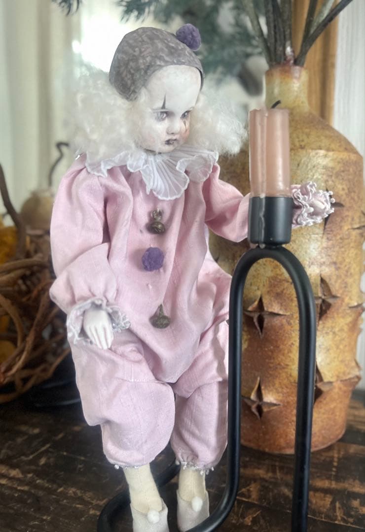 人形 ピンクの布製ピエロ人形