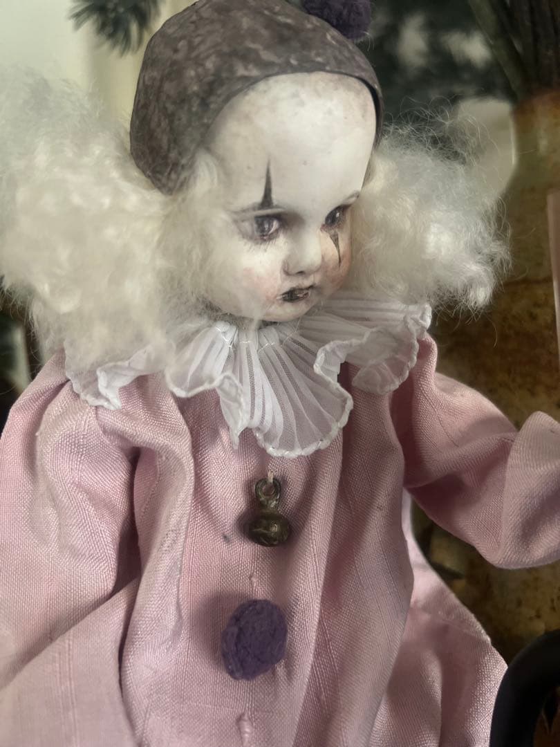 人形 ピンクの布製ピエロ人形