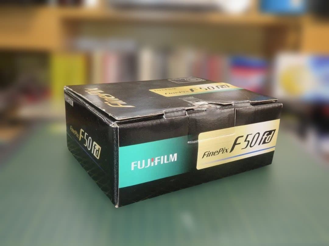 タイムセール価格【（通電確認）ジャンク品】FinePix F50fd