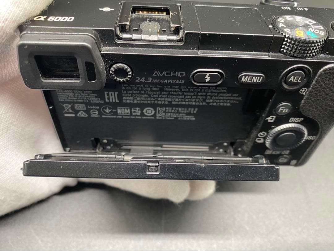 ★SONY ミラーレスカメラ a6000 ILCE-6000 ボディのみ