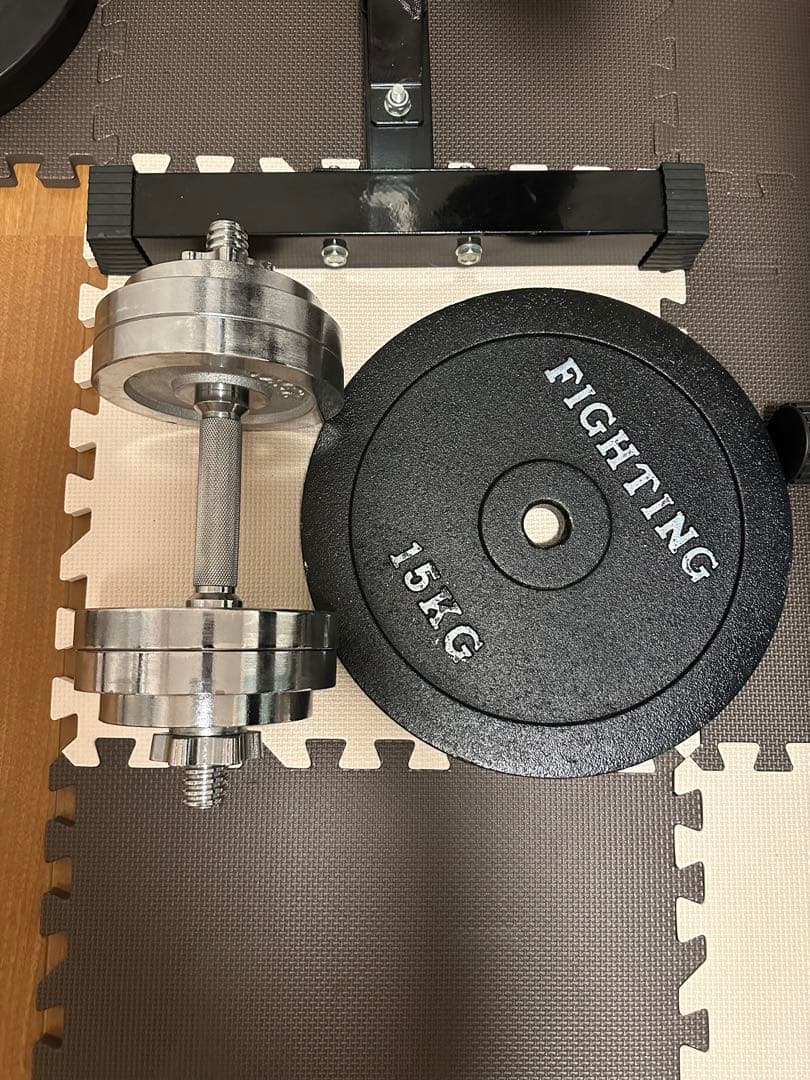 愛知県春日井市 トレーニングベンチとウエイトセット