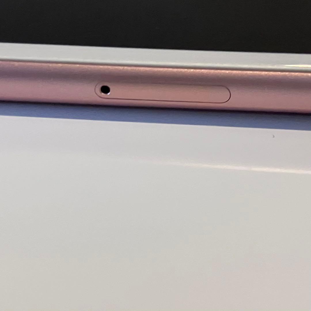 ☺︎にこにこ☺︎【バッテリー新品】iPhone 7 Plus 本体