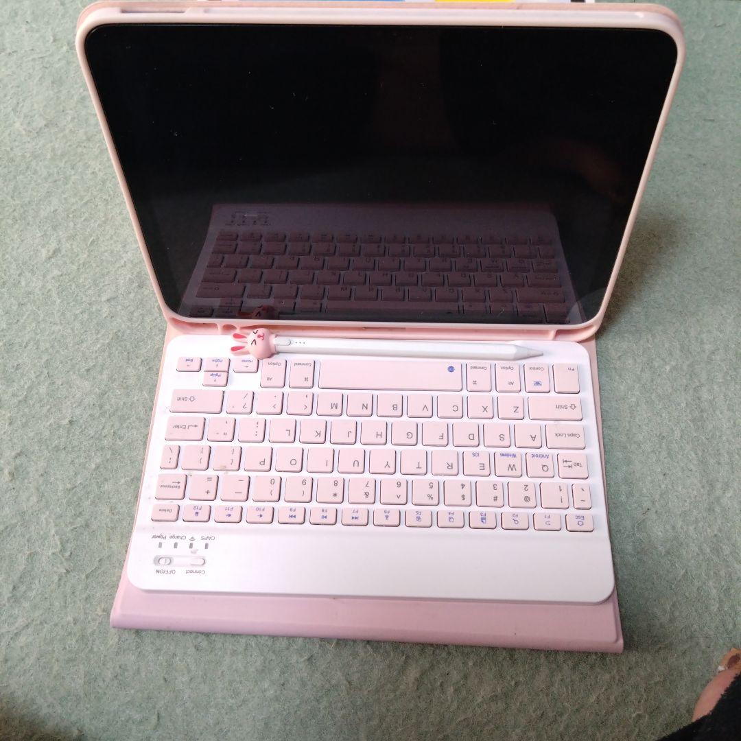 iPad 10世代 64GB (Blue) 本体カバー、キーボード、ペン付。