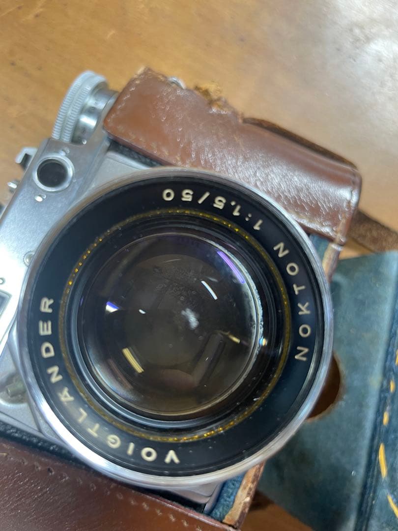 Voigtlander Prominent カメラ