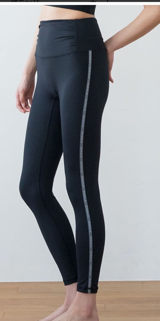 SUKALA サイドロゴギャザーレギンス