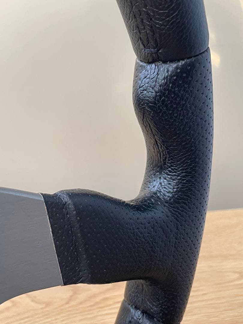 MOMO race 32πモモステアリングハンドル