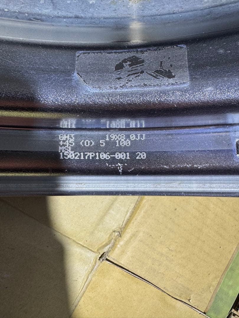 ワーク　グノーシス　19インチ　30系プリウス　215/35R19 ナット付き