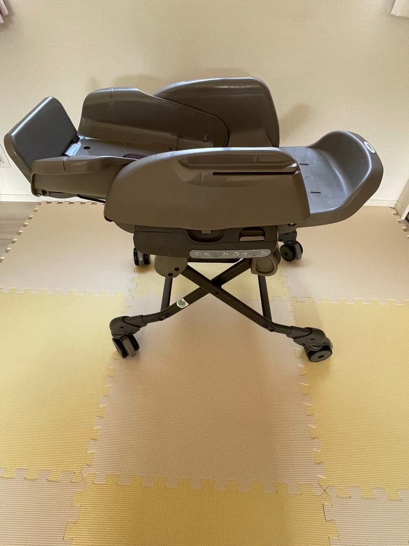 ネムリラ 4キャス オートスウィング 電動