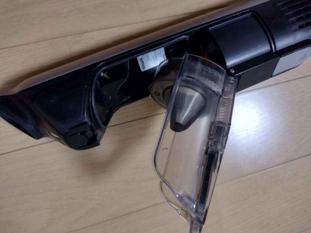 シャーク★コードレスクリーナー★CS851JMVAE★バッテリー新品と大差なし