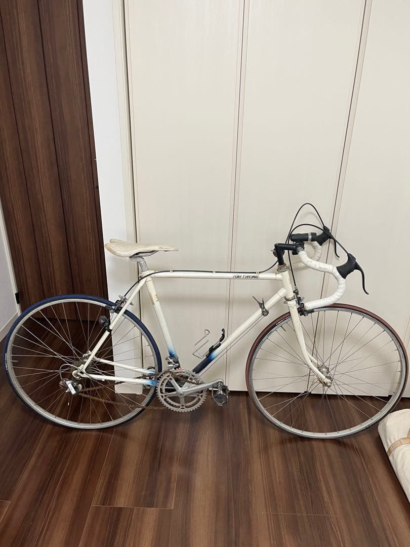 【最終値下げ】ロードバイク ホワイト