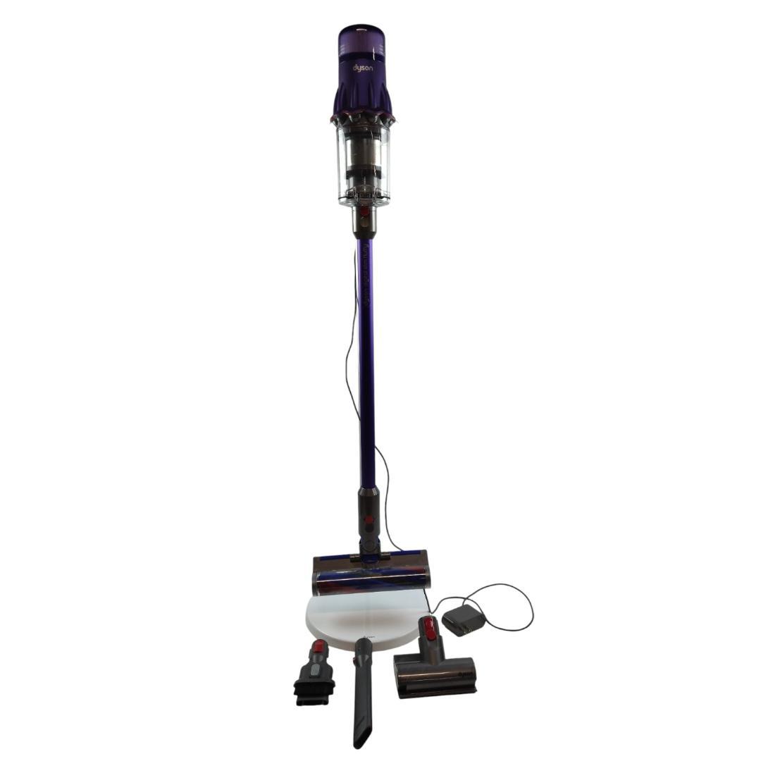 A*o様 エコモード約48分☆ダイソン コードレスクリーナー SV18【11-0