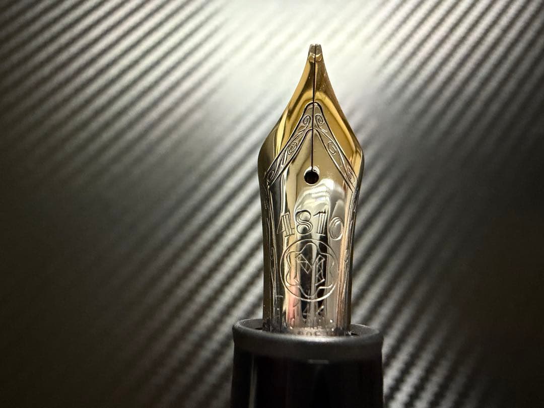 ヘミングウェイ芯 未使用に近い モンブラン 146 中白 B 太字 万年筆