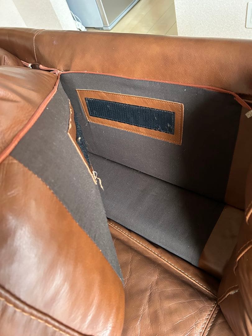 ブラウンレザー3人掛けソファ