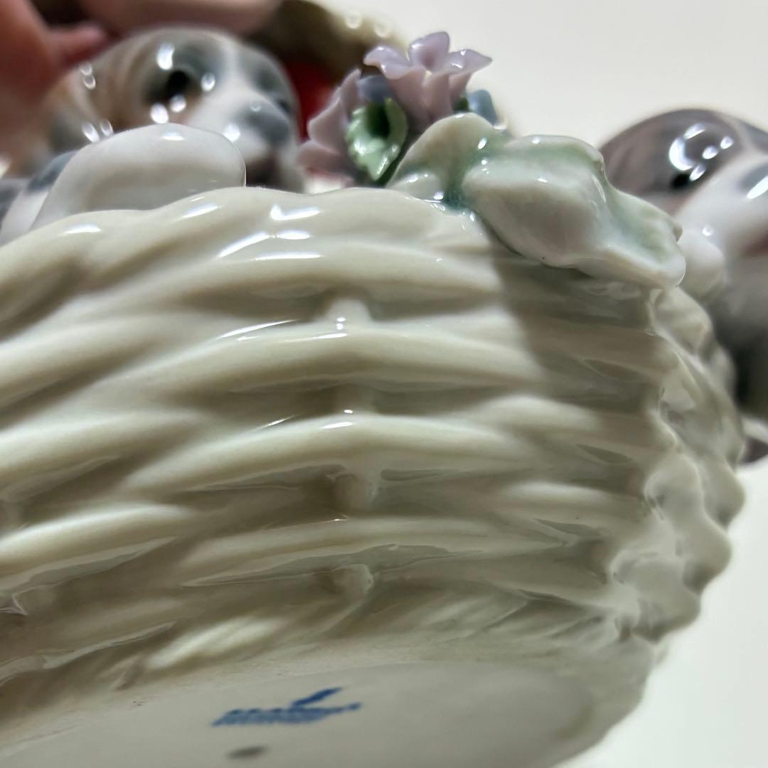 【12/10限定価格】【リヤドロ】子犬と花バスケット 1441