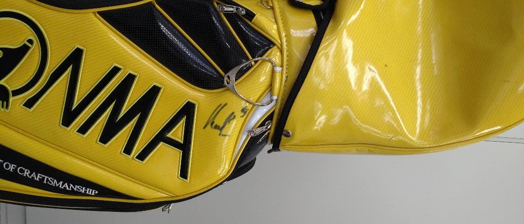 26名サイン入り本間ゴルフバッグ