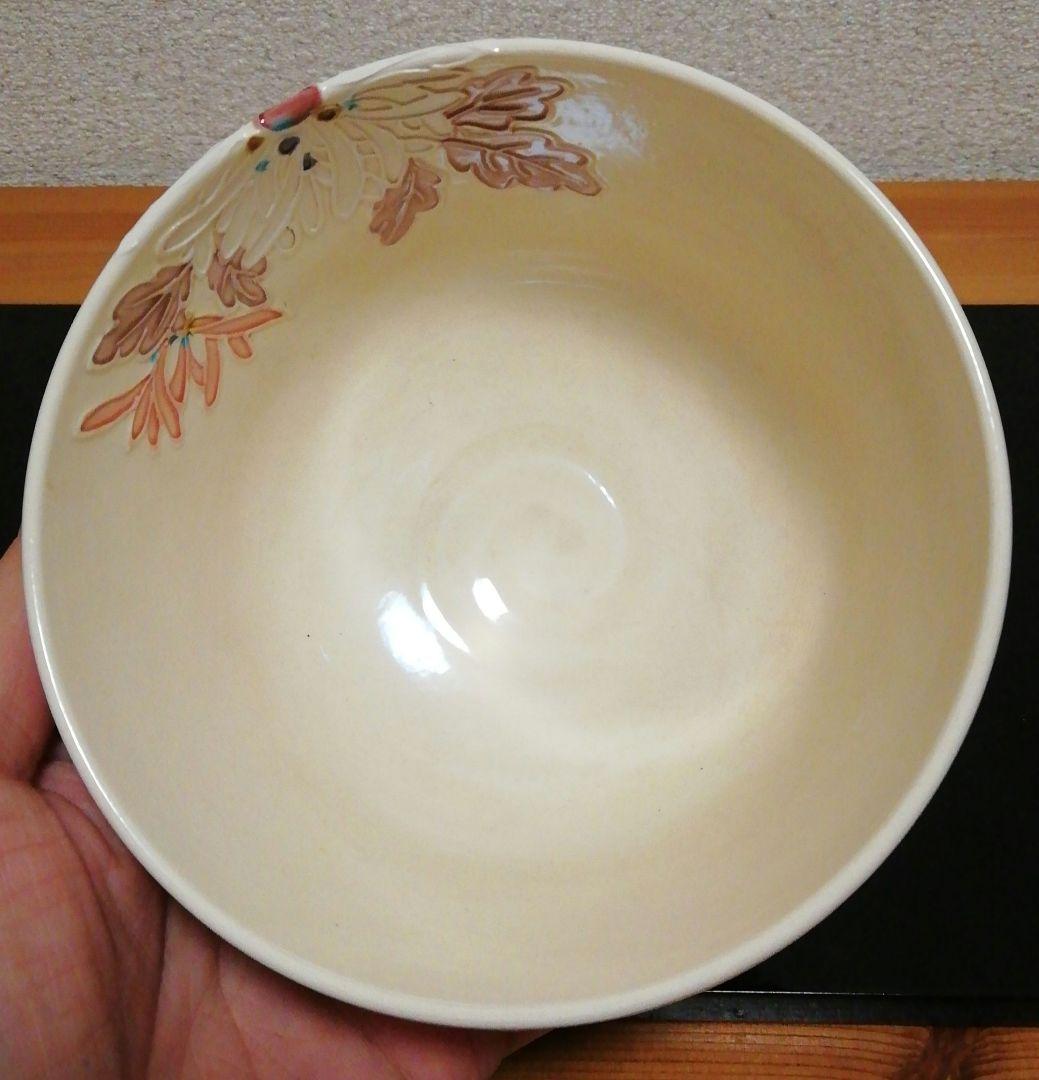 山本一如作　淡茶　交趾　菊　茶碗　共箱　共布　略歴付　茶道具