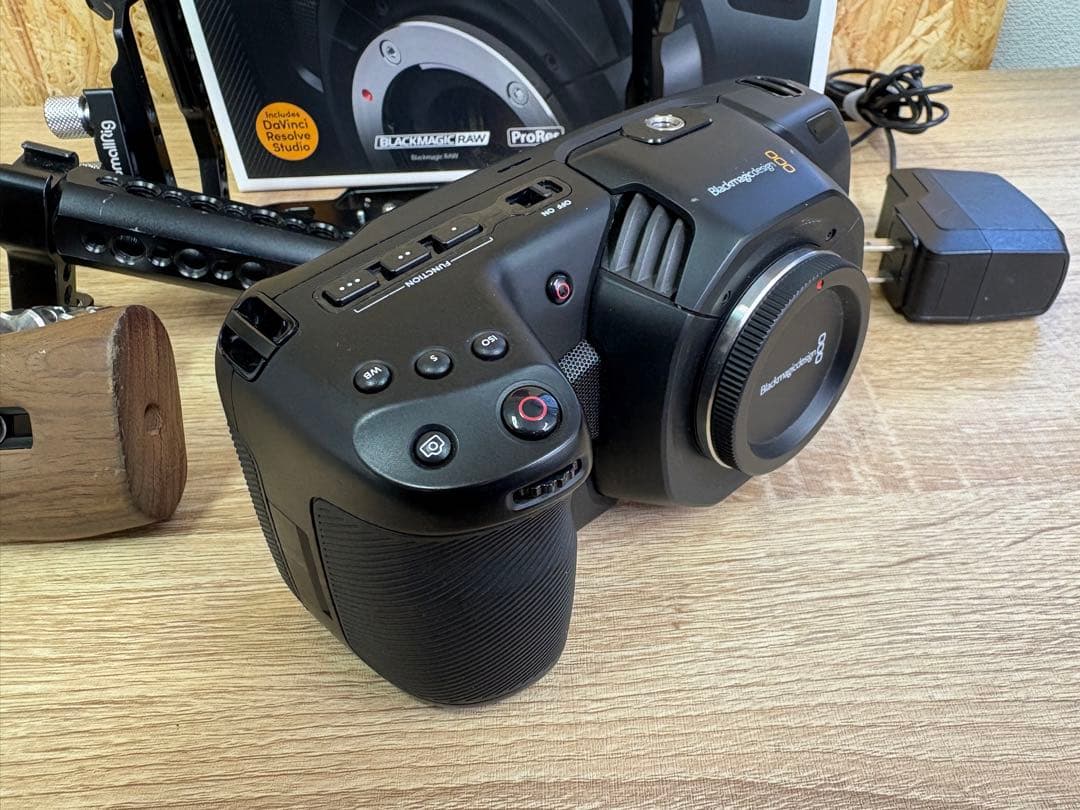 デジタルカメラ Blackmagicdesign Pocket Cinema Camera 4K