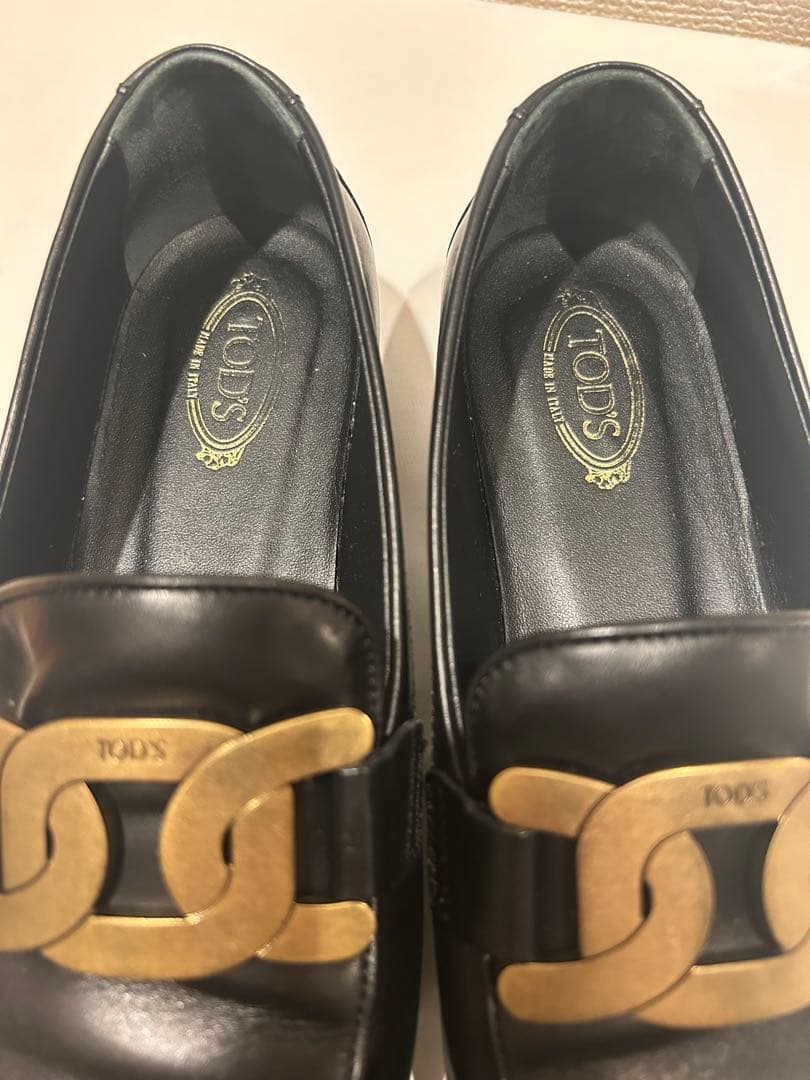 TOD'S 黒レザー ローファー 保存袋付き