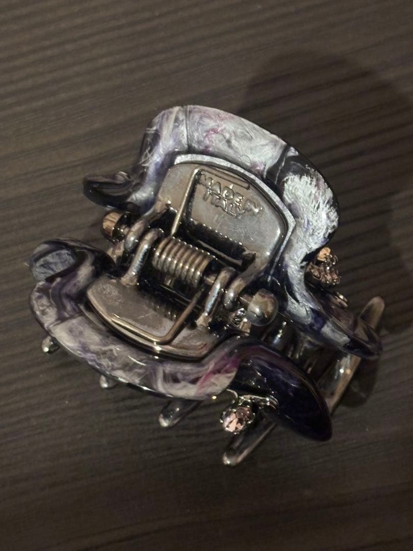 【超美品】acca ヘアクリップ中サイズ バネ伸び無し ハーフアップにおすすめ