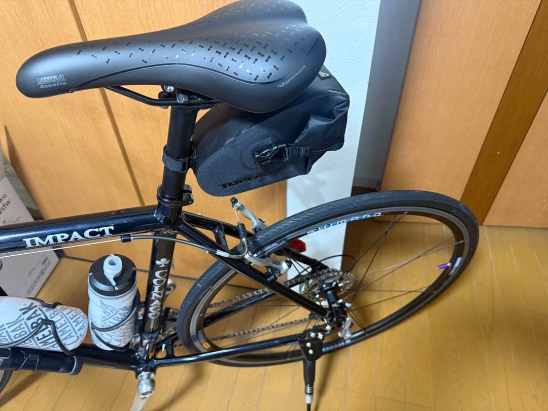 【整備済】クロスバイクCOLNAGO IMPACT 52サイズ