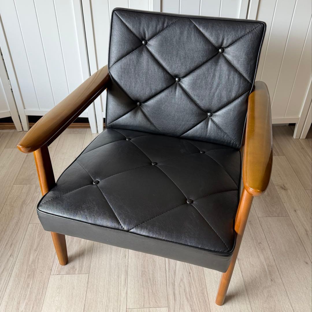 ①カリモク Kチェア 1Pソファ WS1180BW レトロ 1人掛けソファ