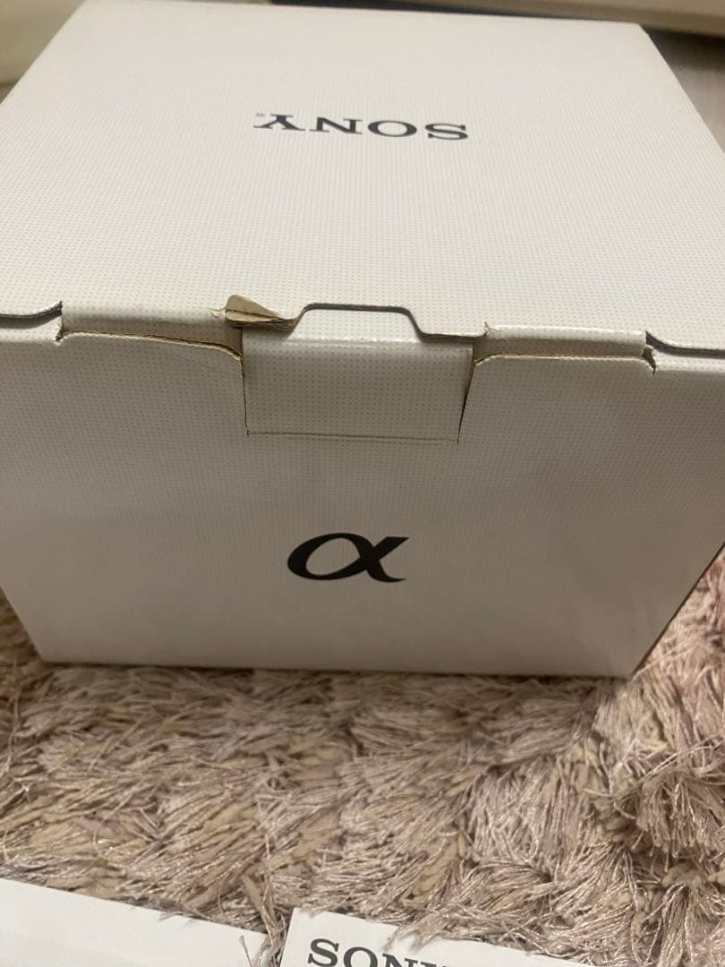 Sony ZV-E10 ホワイト　ミラーレス一眼カメラ