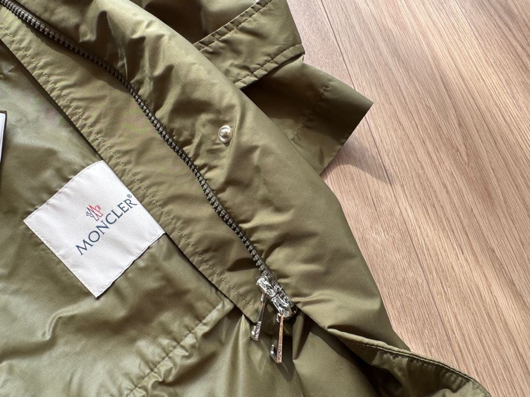MONCLER モンクレール/ HIENGU レインコート　カーキ0